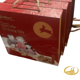 Hộp bánh Winmart 2023